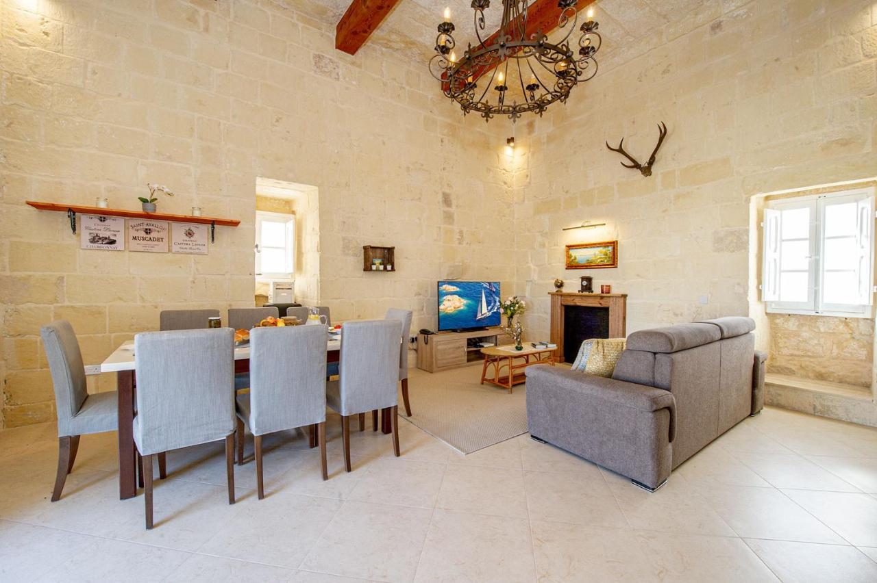 Dar It-Torri Holiday Home Kercem Bagian luar foto